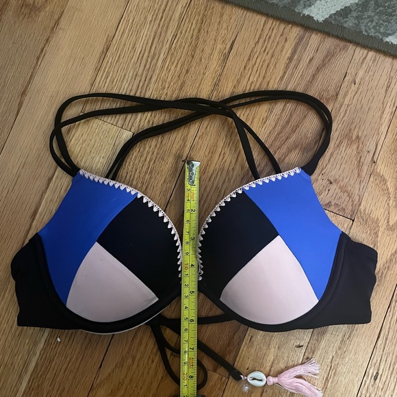 Bathing suit - Picture 9 of 9